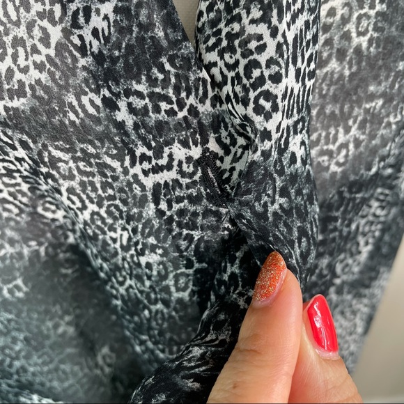 Topshop Black Leopard Wrap Style Blouse - Picture 8 of 8